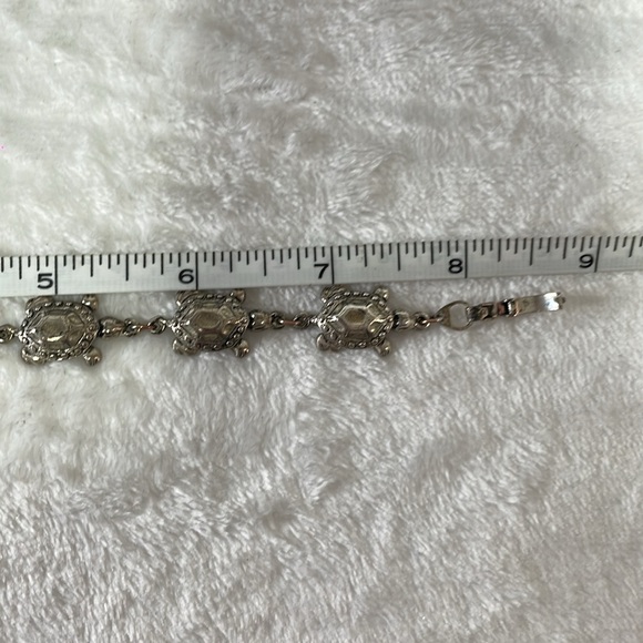 Vintage Sterling silver 7 turtle bracelet. Signed: SJ - Picture 7 of 7